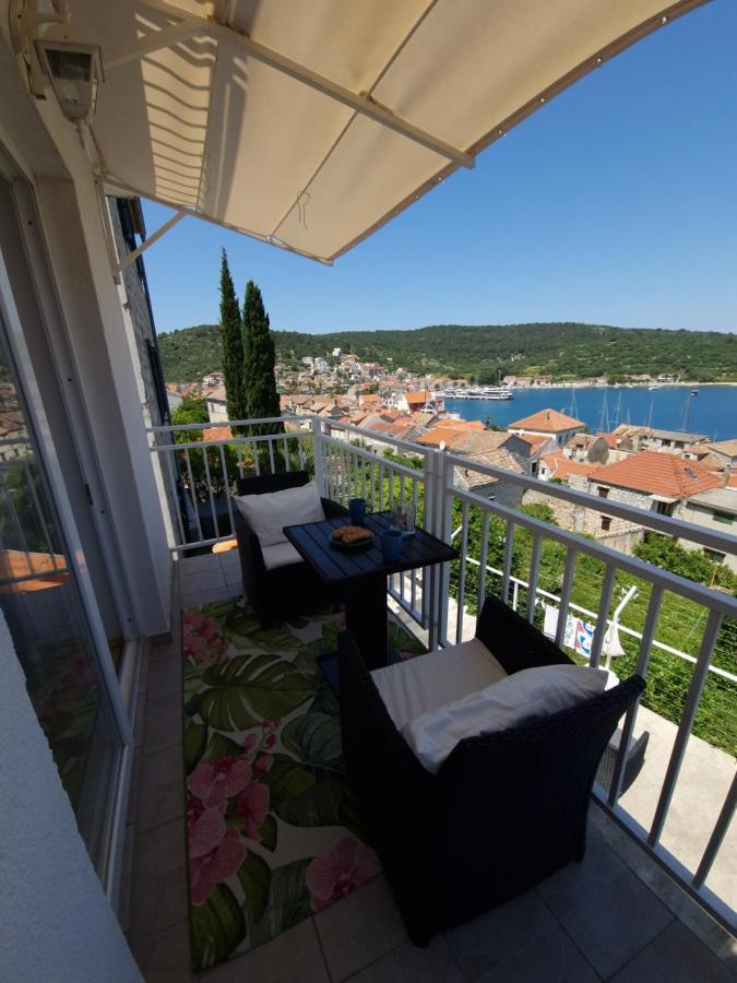 Apartmani Luan Vis Kültér fotó