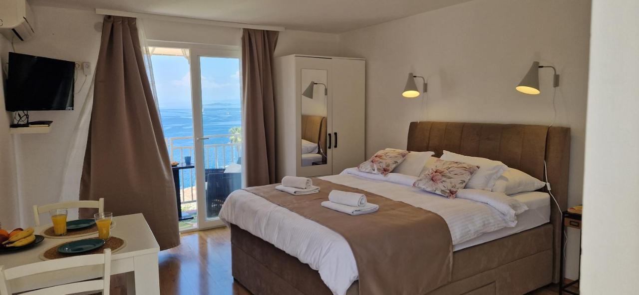 Apartmani Luan Vis Kültér fotó