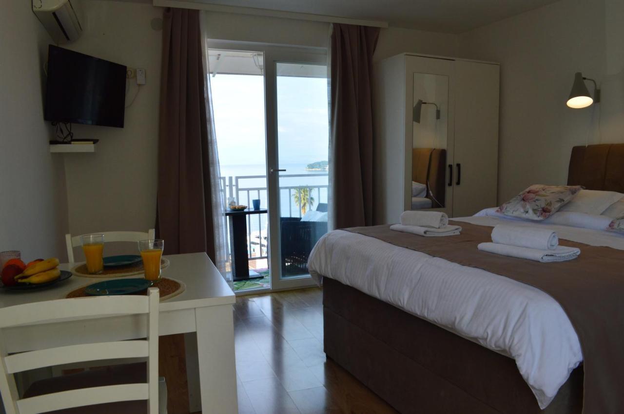Apartmani Luan Vis Kültér fotó