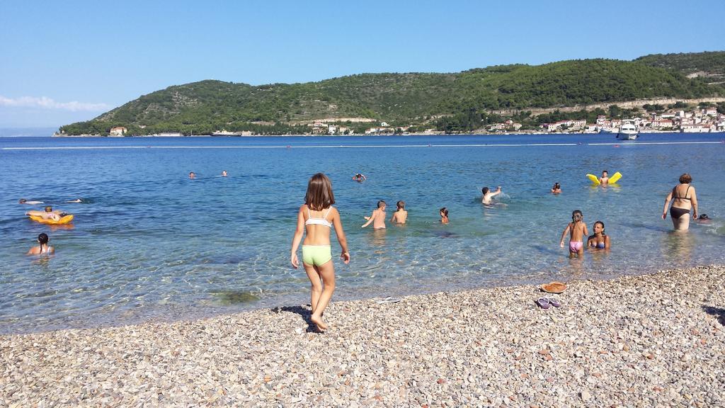 Apartmani Luan Vis Kültér fotó